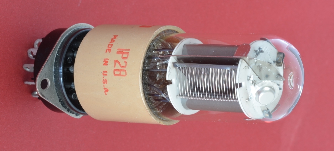 RCA 1P28, Kathodenseite