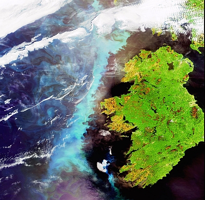 A plankton bloom across Ireland captured by ENVISAT